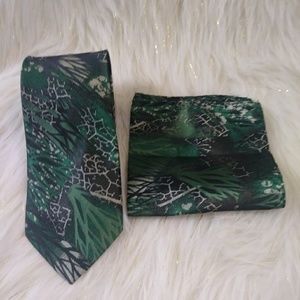 Men's tie men's tie and matching handkerchief